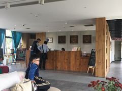 -田园东方蜜桃村的田野营地