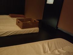 -泰·菩提树下[泰式按摩x精油SPAx肩颈头疗](新景店)