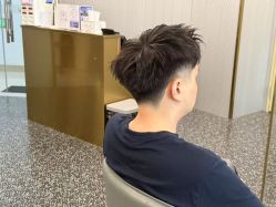 -即型男士理发工作室