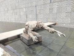 -侵华日军南京大屠杀遇难同胞纪念馆-停车场