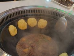 -哈尔滨烧烤·山河村铁锅炖(交大店)