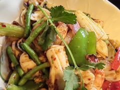 -大头虾越式风味餐厅(光明广场店)