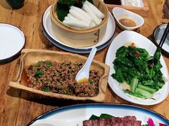 -老滇山寨•云南特色菜•地方菜•民族风情歌舞表演(金碧店)