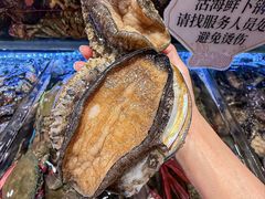 -雍容荟帝王蟹活龙虾展台自助(IFS黑金店)