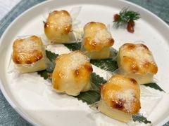 -景月阁空中食府(希尔顿酒店)