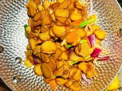 -雀舞云南菜(天津天河城购物中心店)