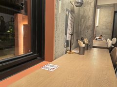 -必胜客(上海华谊新所店)