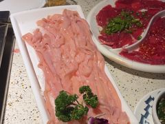 -二荆条·蜀鲜汇城市森林火锅