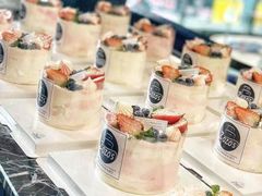 咸奶油白桔梗-ZOZO's昌左左精致甜品设计(新北店)