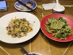 -雀舞云南菜(天津天河城购物中心店)