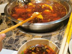 -肖肖酸萝卜鱼火锅(总店)