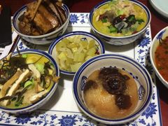 -窄巷子陕菜馆·地道陕西菜(粉巷店)