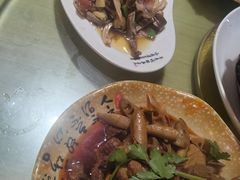 -小辣椒·川菜馆·羌家铜锅土火锅(茂县店)