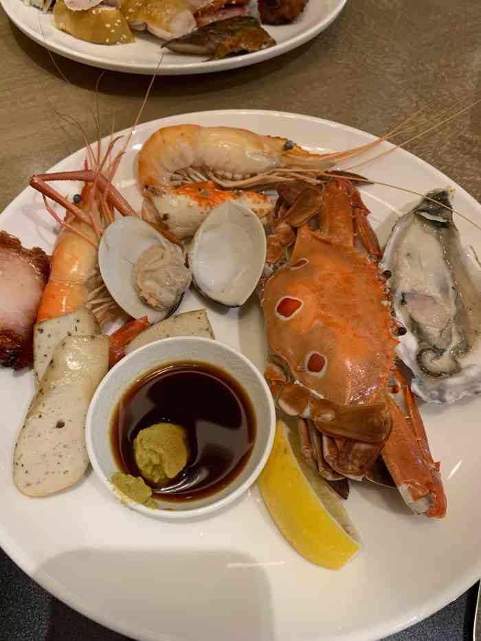 东城国际酒店丰全日餐厅-"整个用餐环境都比较舒服,新的东城国际装修.