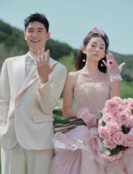 -喜爱高定婚纱摄影