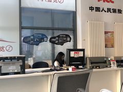 -友谊汽车维修保养·钣金喷漆事故定损·洗车贴膜