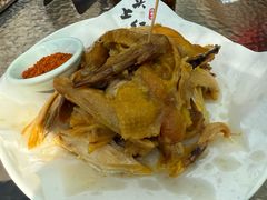 -头上红煨盐鸡·非遗院子餐厅