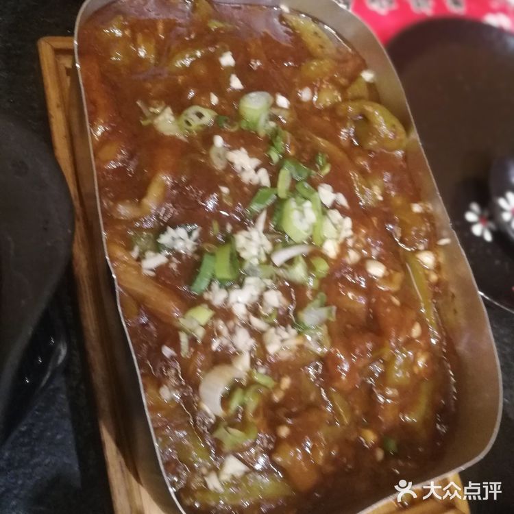 我又来了，哈哈，他家的菜好吃，和我胃口，门口停车方便