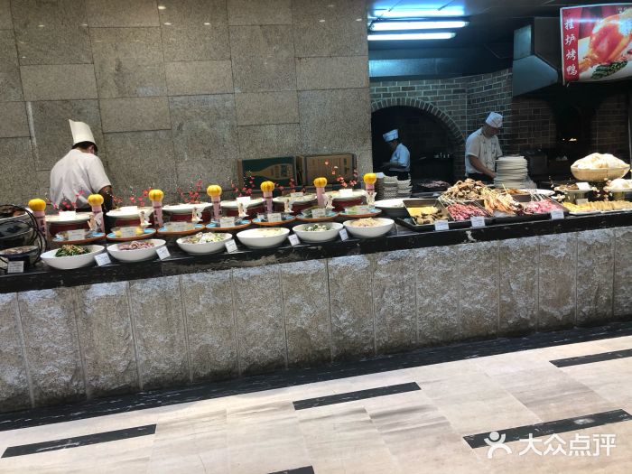 蓝港海鲜厨房(金水路店)自助取餐区图片