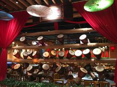 大堂-老滇山寨•云南特色菜•地方菜•民族风情歌舞表演(金碧店)