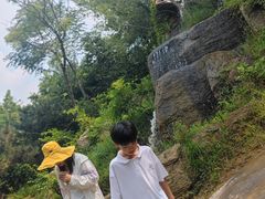 -沂蒙云瀑洞天景区