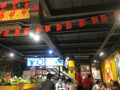 大堂-钢管厂五区小郡肝串串香(奥克斯广场锦城万达店)