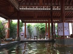 -广东省拱北口岸中国旅行社(华宾营业部)