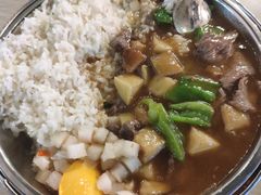 土豆烧牛肉木桶饭-八一好吃街·高品美食广场