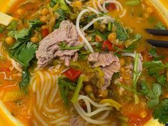 -粉小主·贵州酸汤牛肉粉(南京仙林金鹰店)