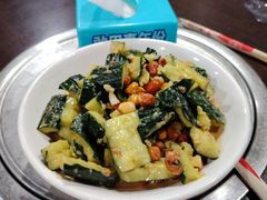 -金卯白肉罩火烧
