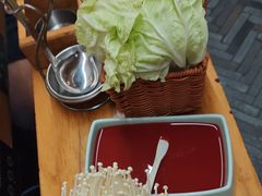 -巴渝瓦肆重庆鲜火锅(宝龙环湖店)