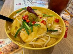 -谭仔米线(皇庭广场店)