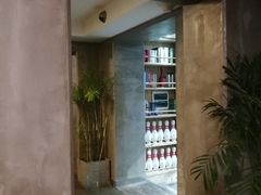 -HIGH FIVE哈福手工汉堡(桂林路店)