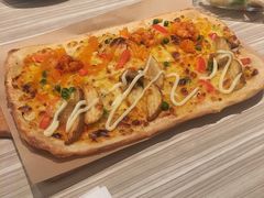 方普薄咸蛋黄双拼比萨-必胜客(桐乡吾悦广场店)