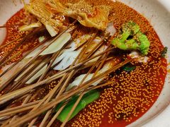 红油味钵钵鸡-嘉州叶婆婆钵钵鸡(建设路店)