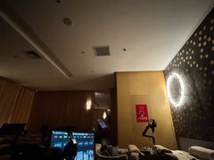 -裕龙汤泉