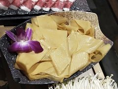 油豆皮-聚聚火锅.欢聚到半夜(静海店)