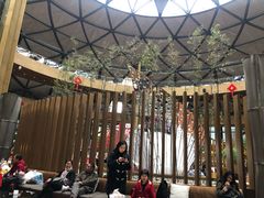 -上海滴水湖皇冠假日酒店