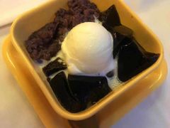 红豆凉粉拌雪糕-太平馆西餐厅(北京路店)