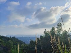 -罗田薄刀峰风景区