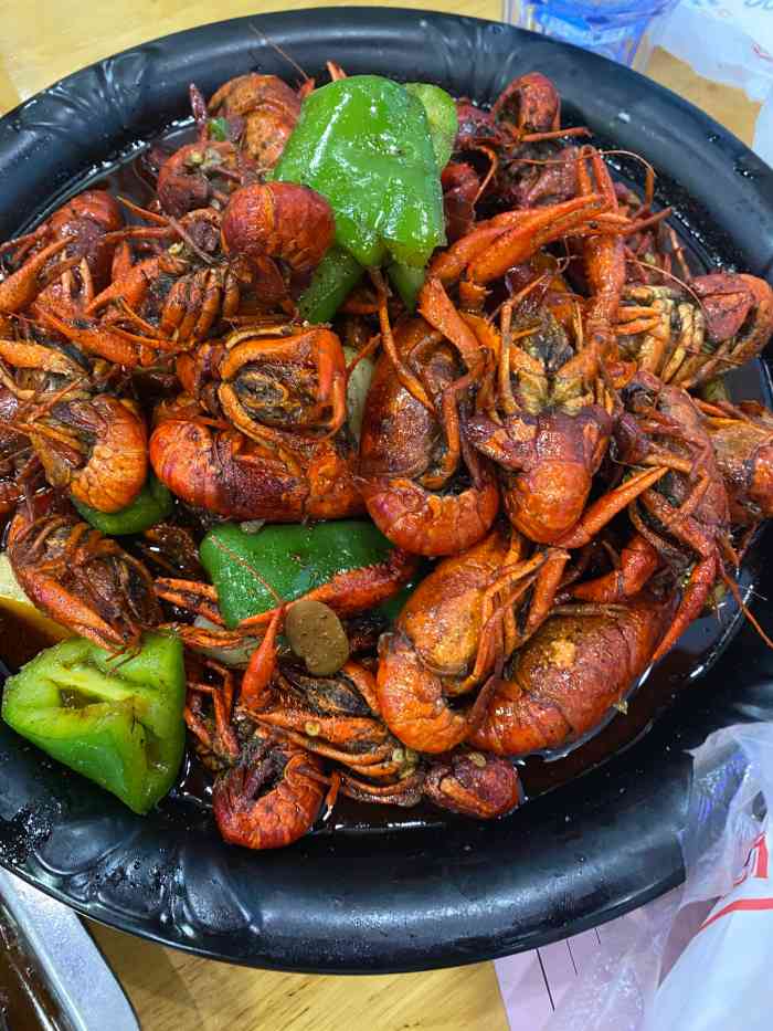 小杨龙虾馆(罗秀路店)-"口味赞的!(*^▽^*) 这家店在梅陇.