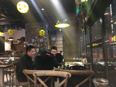-何师烧烤·香辣蟹·川菜·30年老品牌(太古里旗舰店)