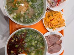 -德元兰州纯汤牛肉面(龙阳路店)