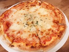 -城市大道红炉披萨烘焙坊