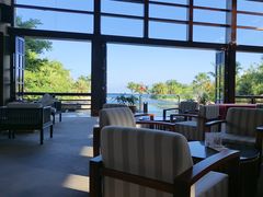 -亚龙湾喜来登·美景台大堂吧