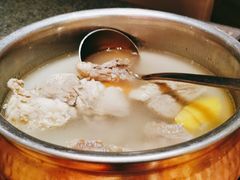 滩羊手抓肉-丝路金桃·新疆菜(徐汇店)