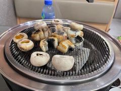 -围炉肉舍•炭烤活鳗•丹东海鲜烤肉(步行街店)