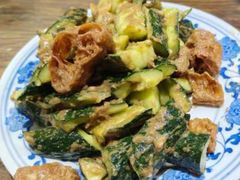 -泉畔人家·老济南经典鲁菜(大明湖店)