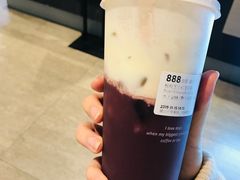 桃桃芝士红宝石茶-luckincoffee瑞幸咖啡(香港名店街店)