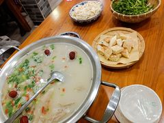 -牧人巷子·大锅羊汤·暴走牛骨(大成路店)